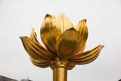 《龙珠Z：电光火石0》与《电光火石3》视频对比